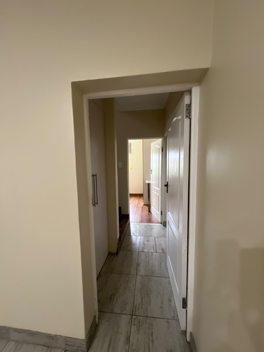 To Let 1 Bedroom Property for Rent in Beacon Bay Eastern Cape